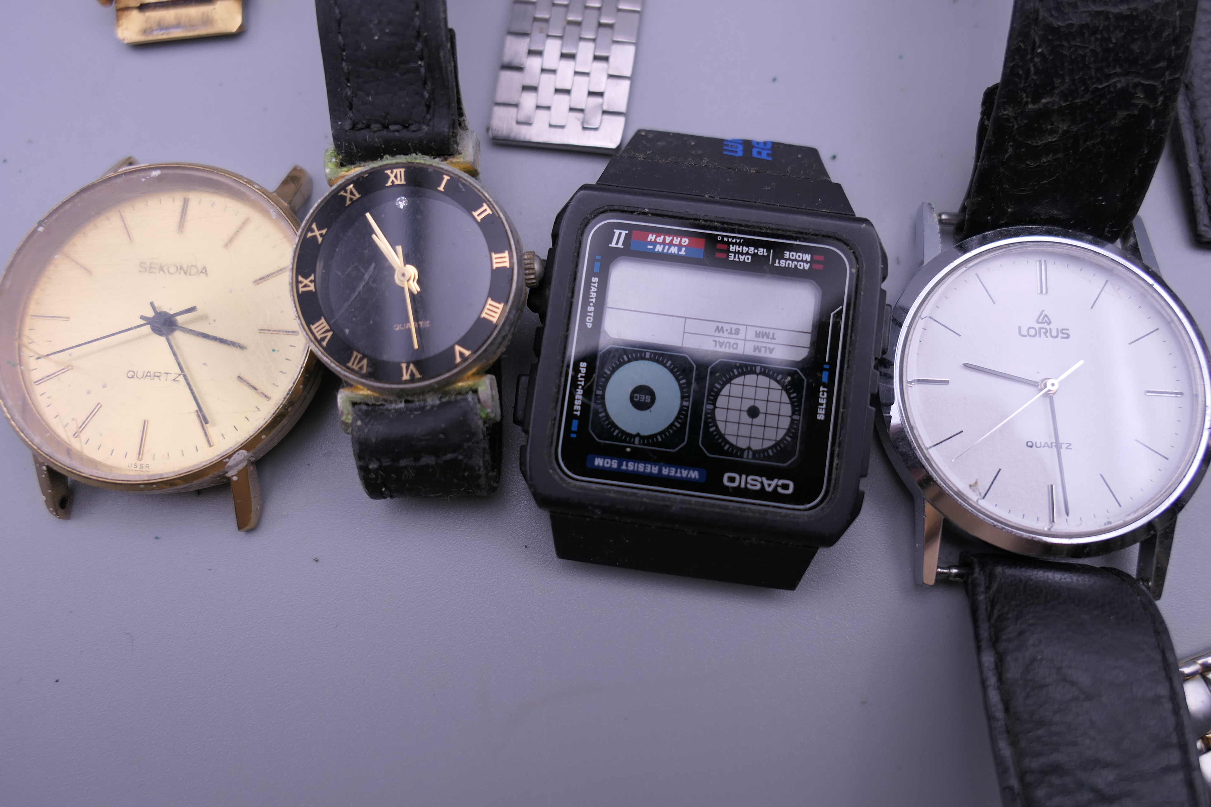 A quantity of wristwatches. - Image 4 of 7