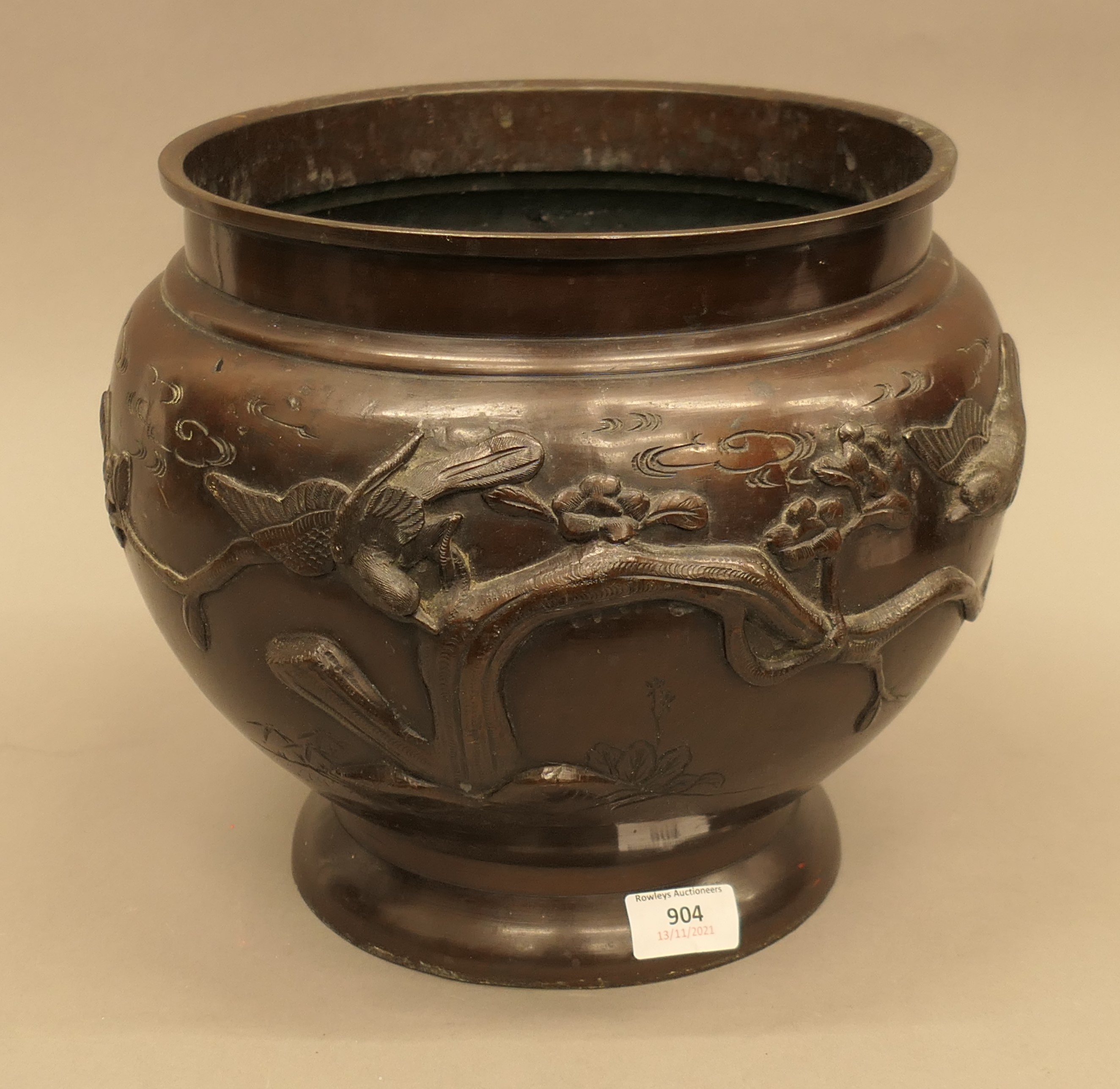 A late 19th century Japanese jardiniere. 25 cm high. - Image 2 of 4