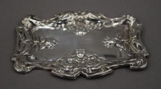 An Art Nouveau silver pin tray by Deakins and Francis, Birmingham. 11 cm long. 23.1 grammes.