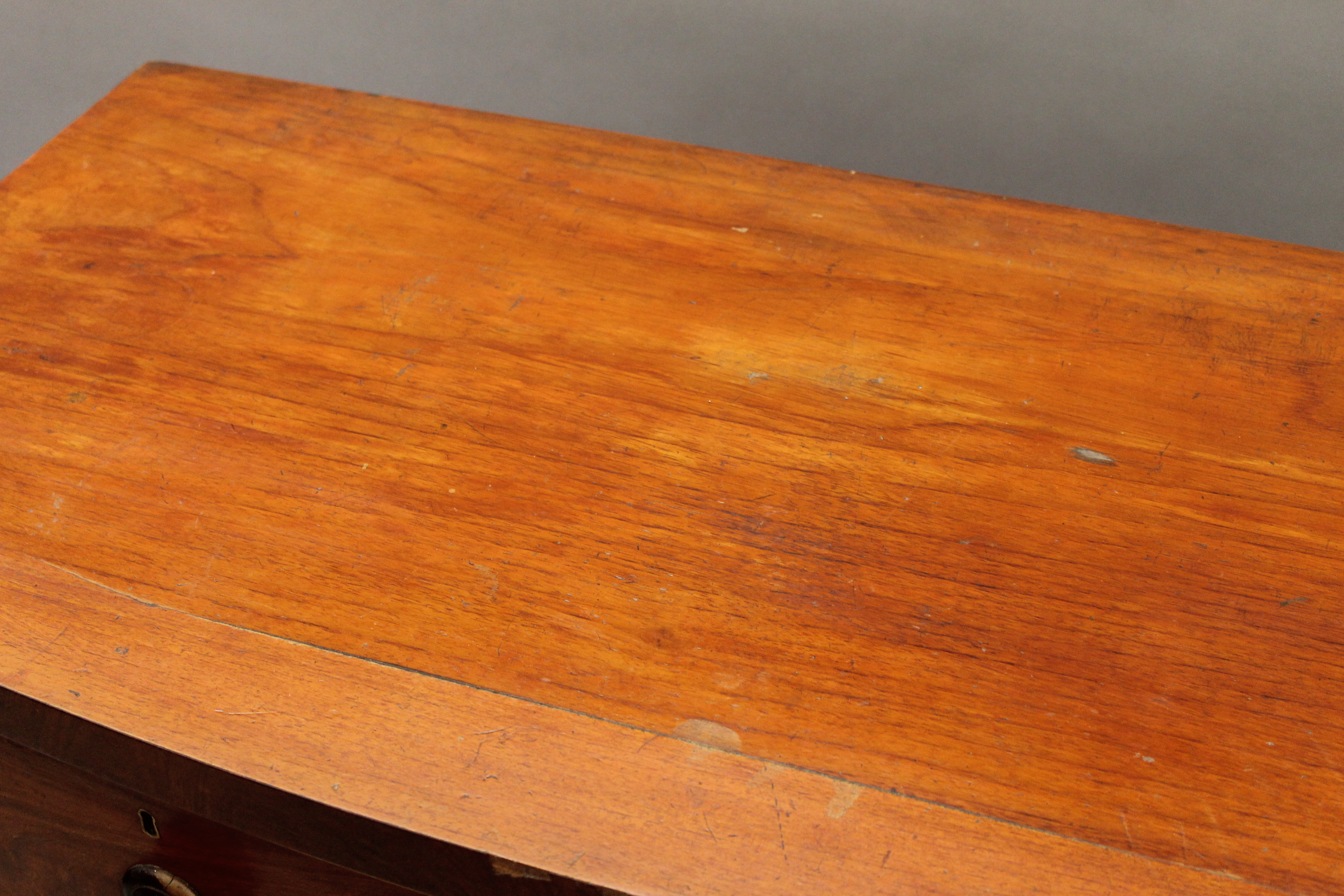 A Victorian mahogany bowfront chest of drawers. 107 cm wide. - Image 8 of 11