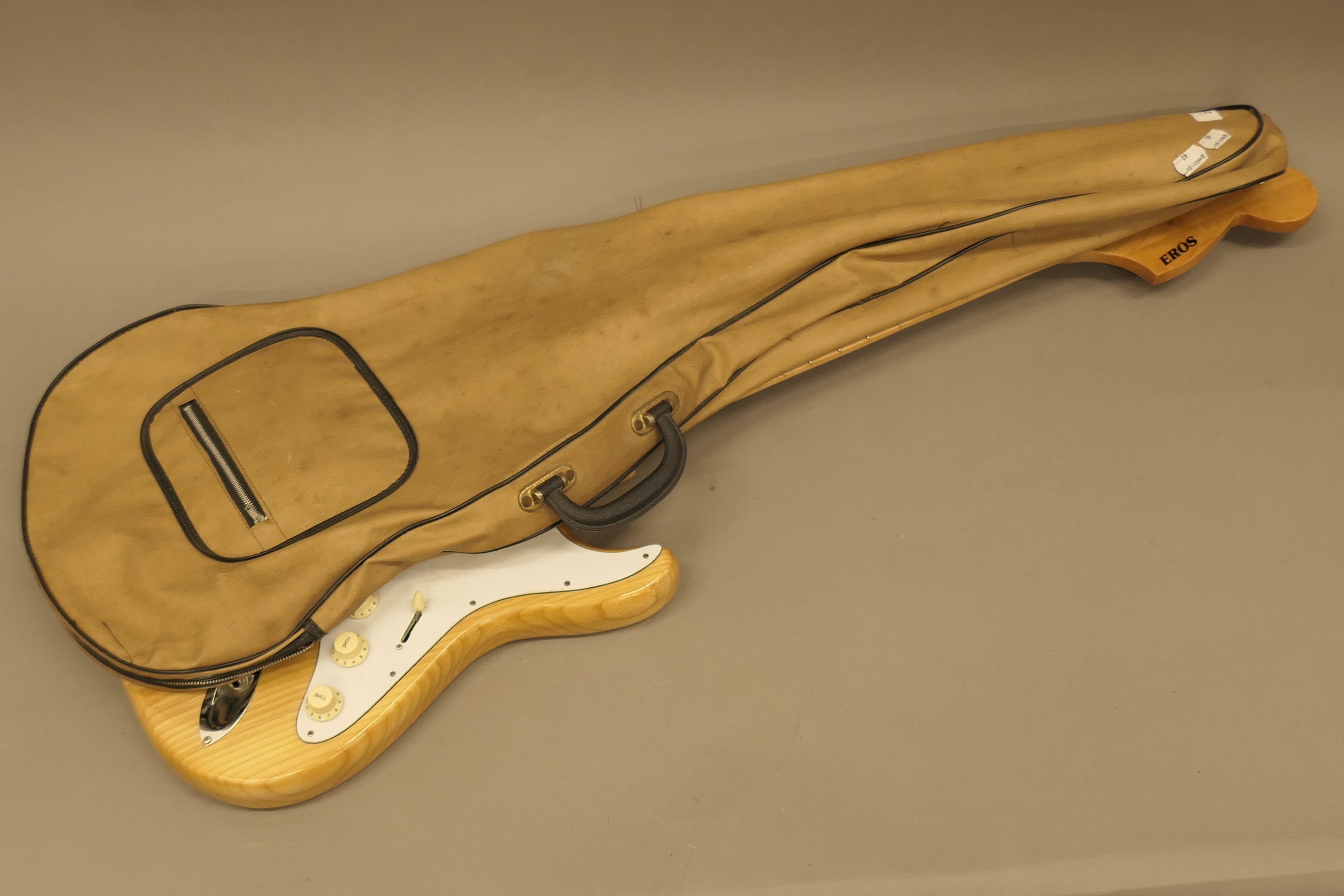 A 1970's Eros Stratocaster electric guitar, in working order. 102 cm long. - Image 5 of 7