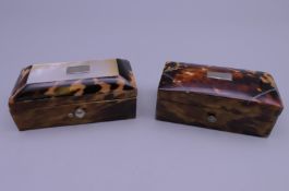 Two 19th century tortoiseshell patch boxes, one set with mother-of-pearl. The latter 6.5 cm wide.