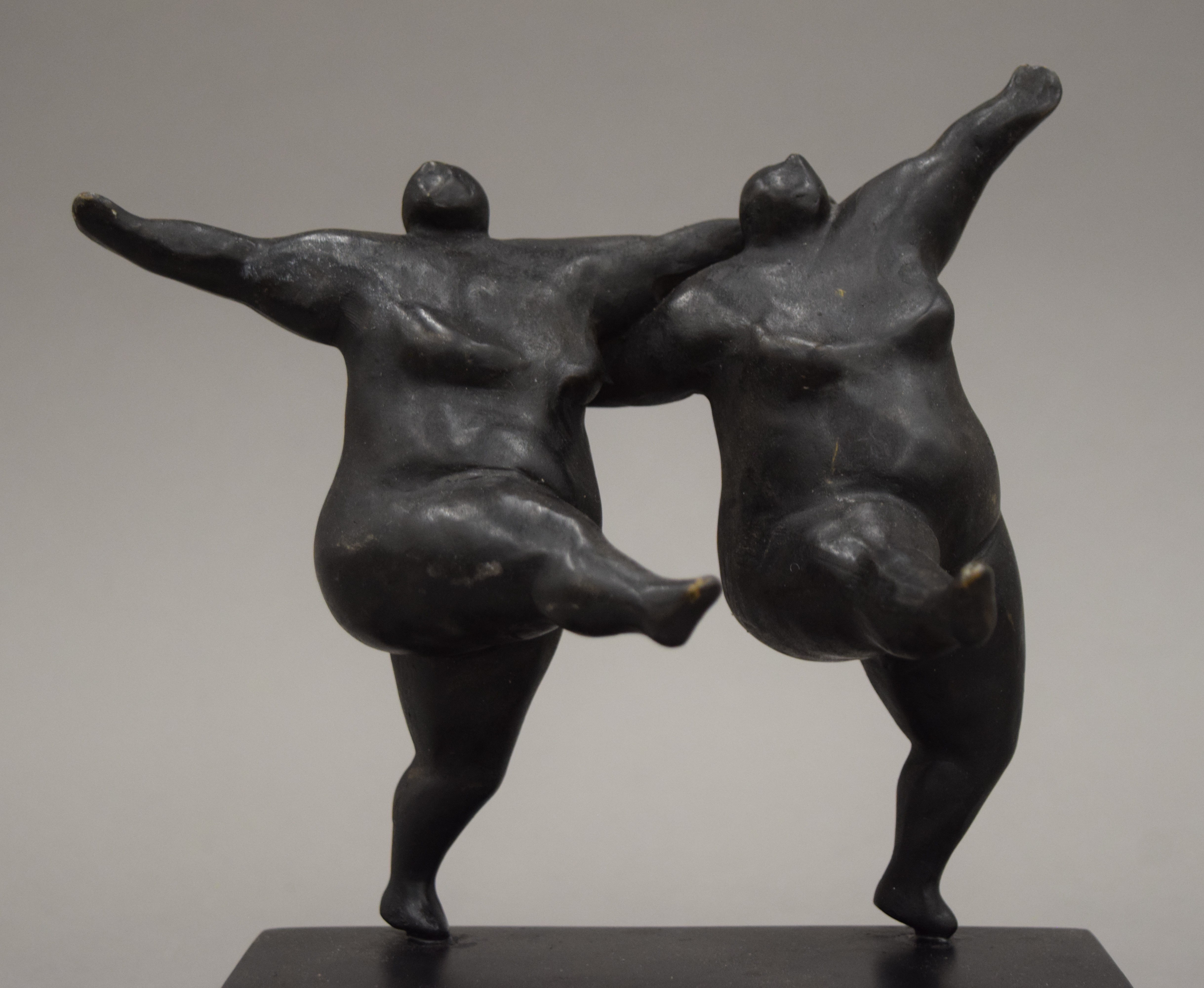 An abstract model of two fat ladies. - Image 2 of 4