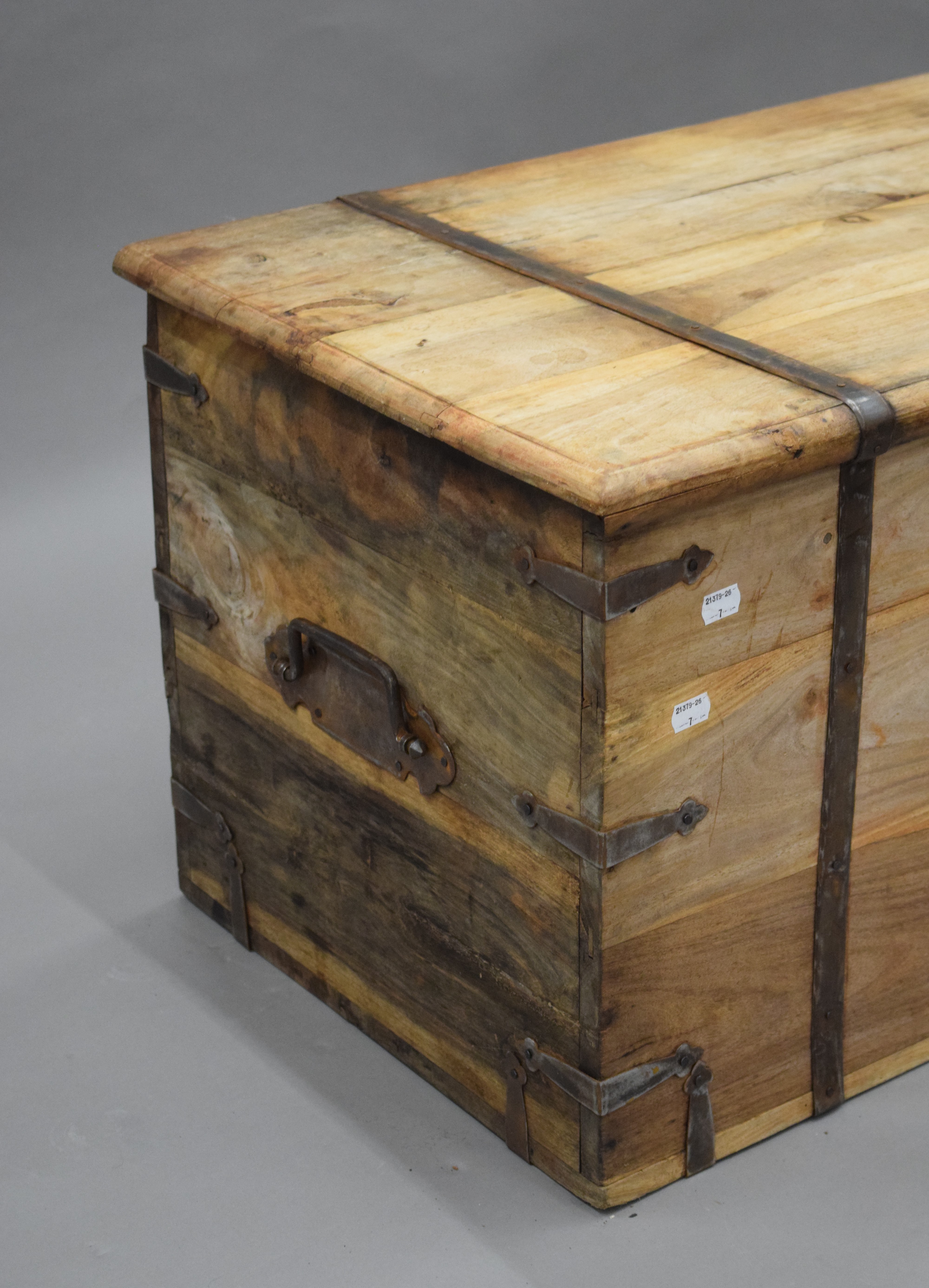 A 19th century striped teak trunk with iron strap work. 100 cm wide. - Image 2 of 5