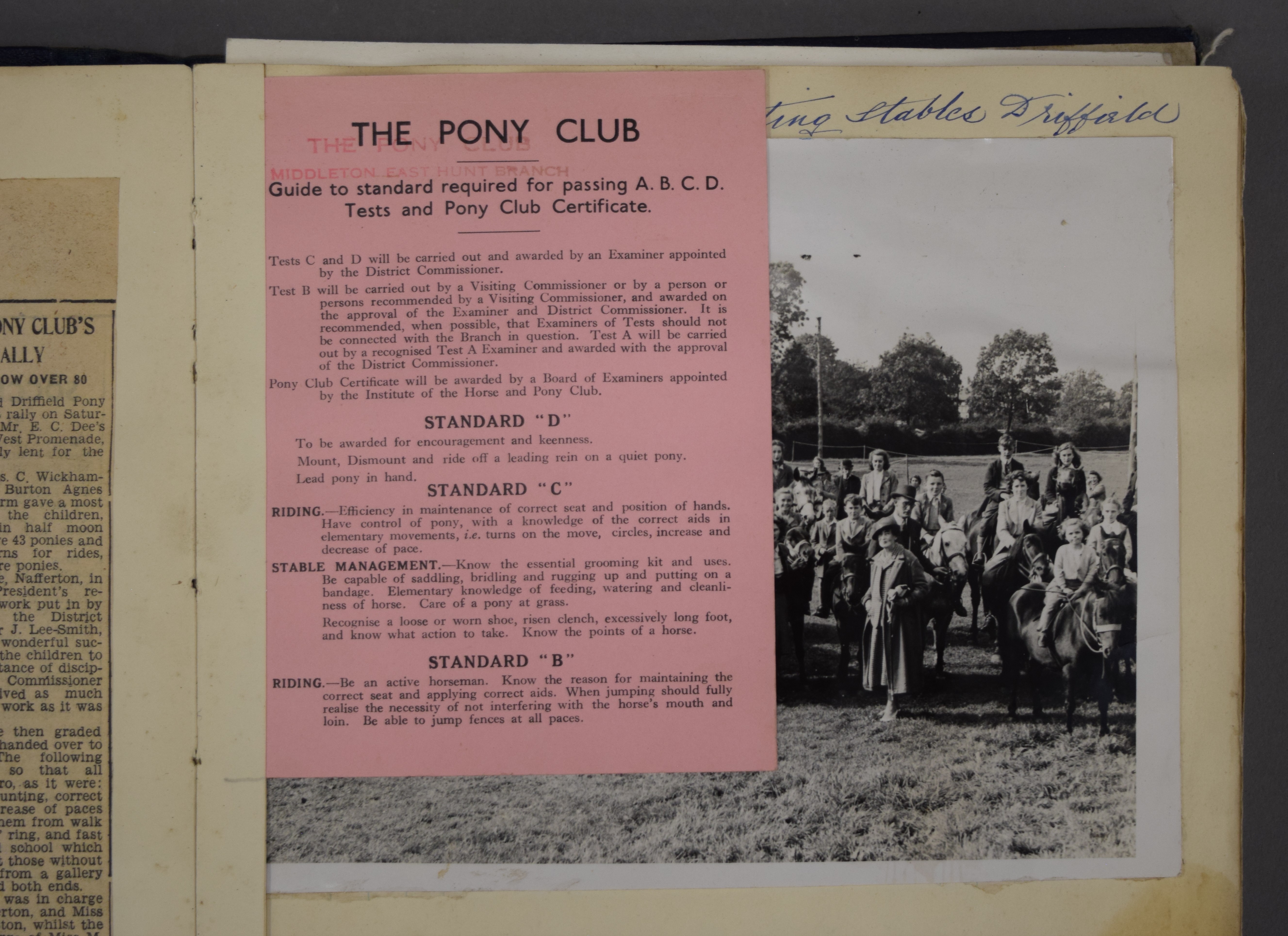 A Middleton Pony club scrapbook and an Allerton and Allwalton Riding Club photograph album, etc. - Image 4 of 10