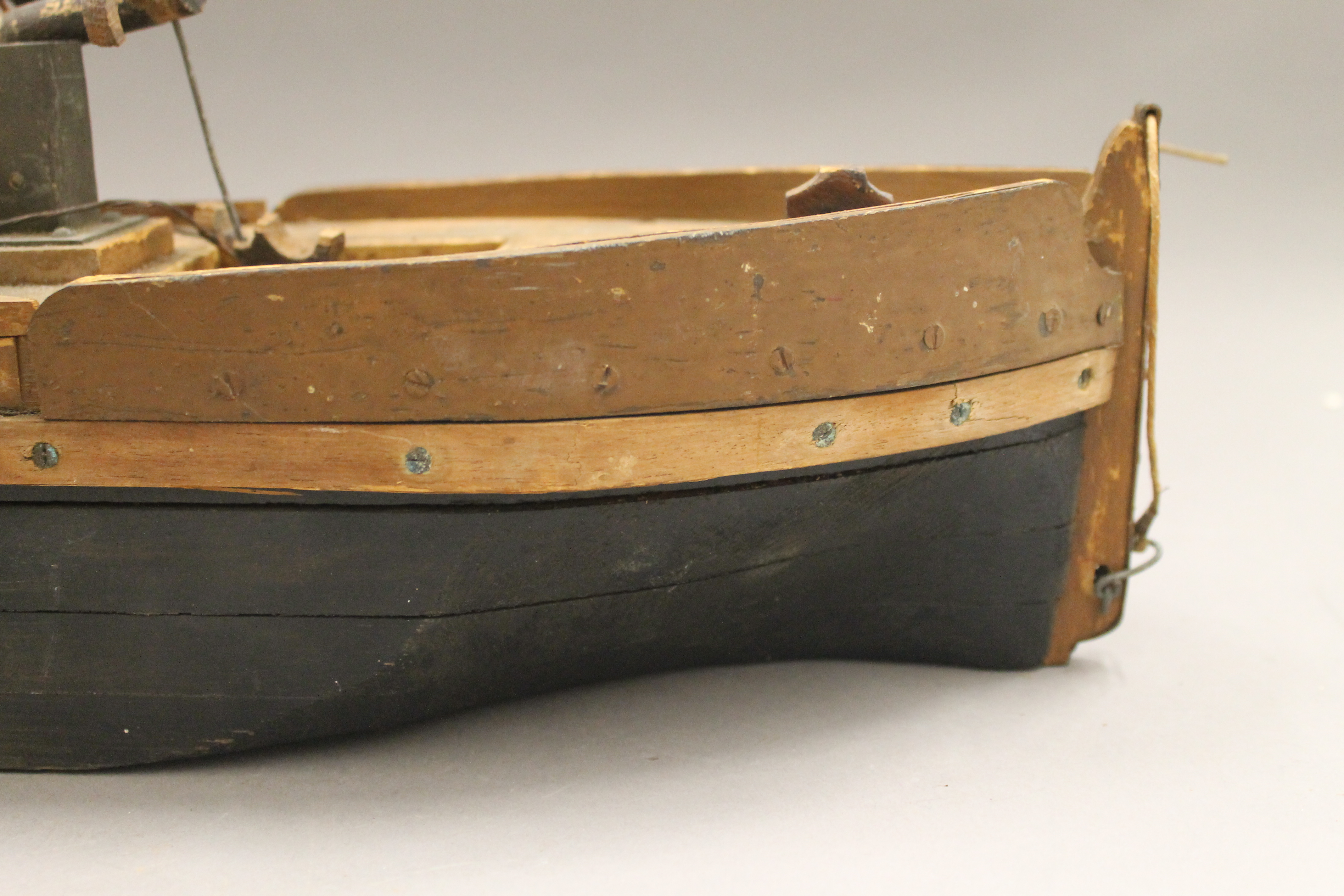 An early 20th century model of a Thames barge. 79 cm long. - Image 5 of 5