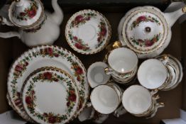 A quantity of vintage teawares.