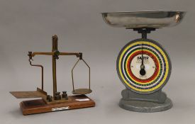 A small set of Victorian scales and a vintage Salter Coin Checker scale. The latter 33 cm high.