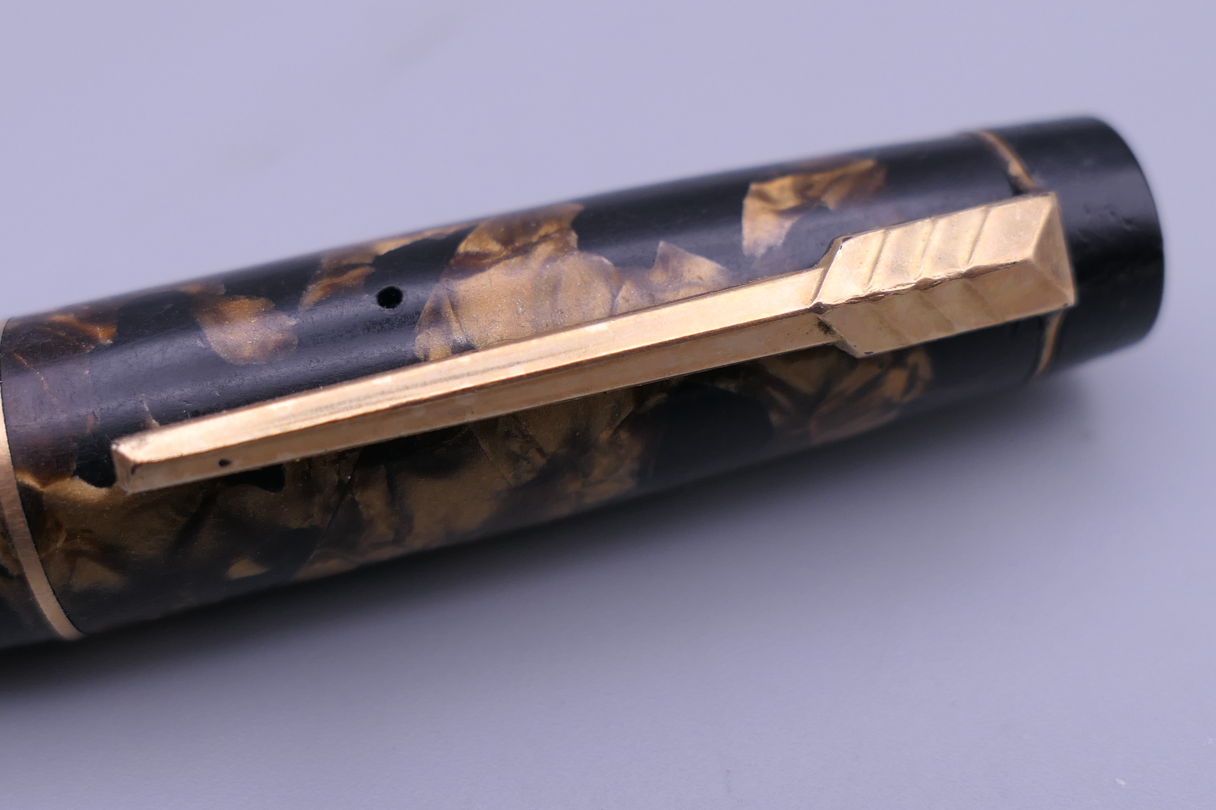 A Croxley fountain pen with 14 ct gold nib. - Bild 4 aus 8