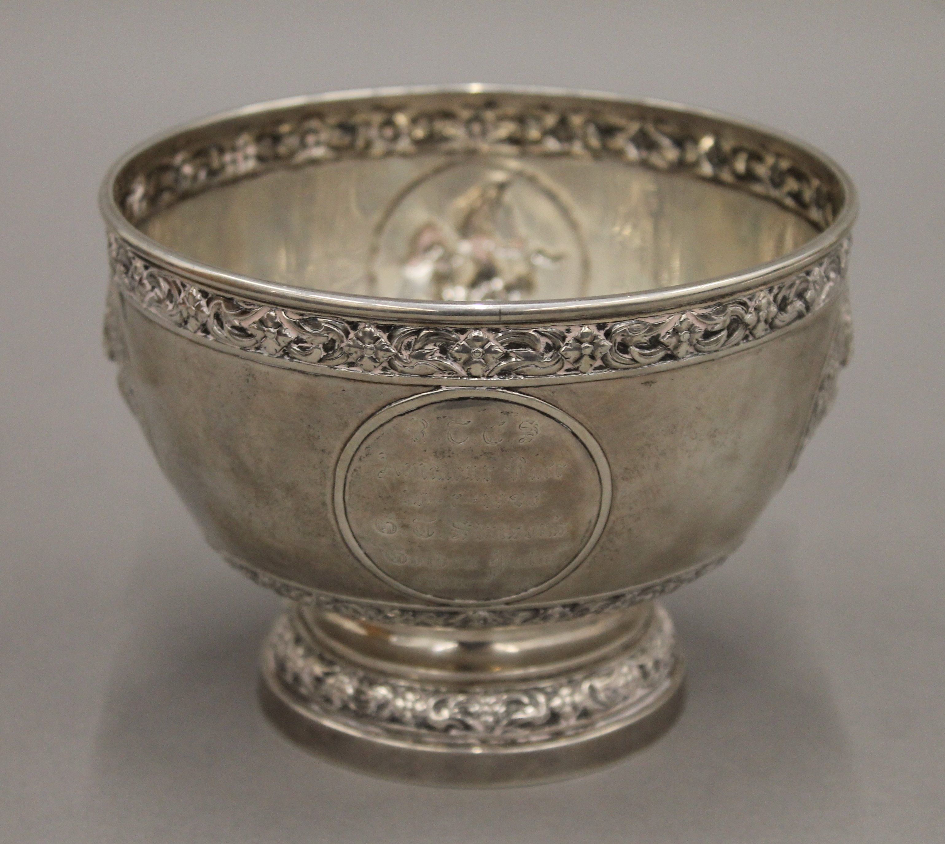 A Thai silver bowl engraved R.T.D.S., Amateur Race 10-7-1926, G T Simzon's, Golden Palm Runner Up.