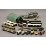 A small quantity of vintage Tri-ang model railways.