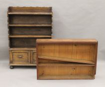 Two early 20th century oak bookcases. 90 cm wide and 111 cm wide.
