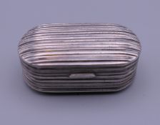 A Georgian silver vinaigrette. 3.5 cm wide.