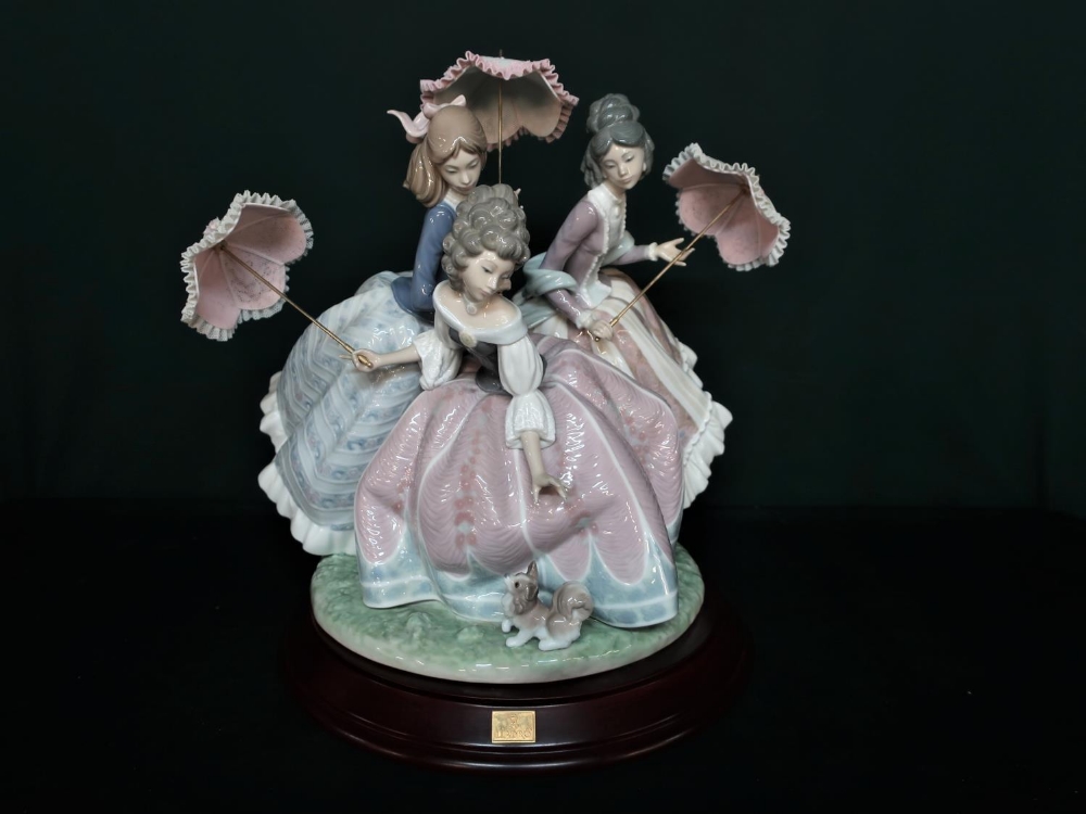 Lladro figurine 1492 "Three Sisters" Limited Edition Number 1761/3000, in original box with signed - Image 3 of 5