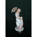 Lladro figurine 7612 "Picture Perfect" in original box, H22cm.