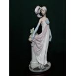 Lladro figurine 5283 "Dama Charleston" in original box. H37cm, including base.