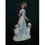 Lladro figurine 010.05802 "Elegant Promenade" in original box, H41cm.