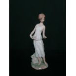 Lladro Privilege figurine 7709 ''Flowers For A Goddess'' in original box, H27cm.