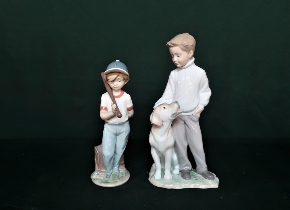 Lladro figurine 6902 "Mi Loyal Friend" in original box, H25cm and Lladro figurine 7610 "Can I