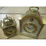 Swiza quartz carriage clock in lacquered brass case and a quartz lantern clock (2)
