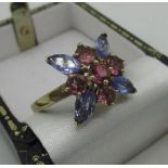 9ct gold hallmarked tanzanite and rose quartz flower head, ring size N/O