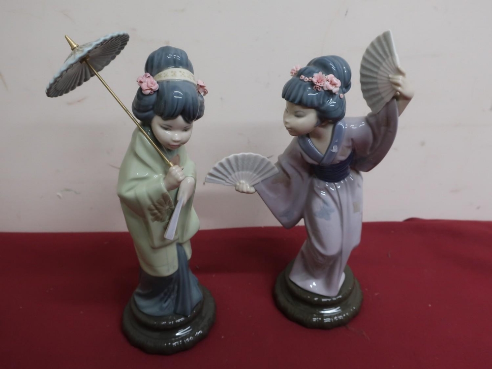 Lladro porcelain figure No 4991 Madame Butterfly and Lladro figure No 4988 Oriental Spring H30cm (