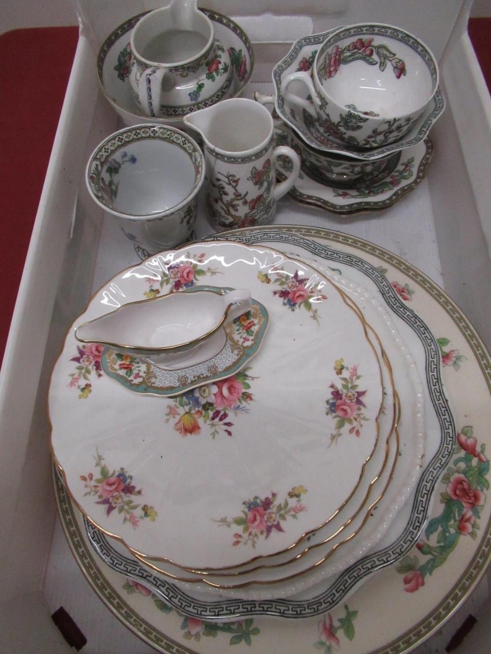 Collection of bone china comprising of Coalport "Indian Tree" plates, teacups etc., Copeland "Indian - Image 2 of 2