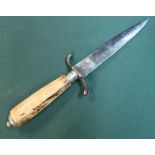 18th century German spear-point dagger with octagonal bone handle. 15cm (6 inches) steel blade