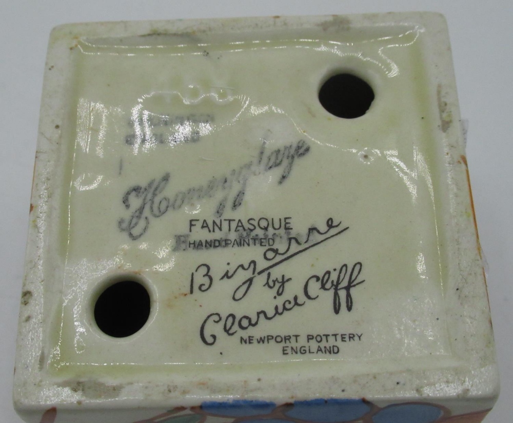 Clarice Cliff Bizarre Fantasque Honeyglaze cube inkwell and cover decorated in Fruitburst pattern, - Image 5 of 6