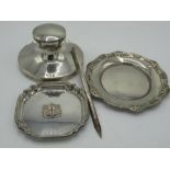Geo.V silver hallmarked Capstan inkwell, Birmingham 1915 by Henry Clifford Davis with EP dip pen,
