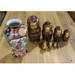 Set of ten Russian dolls and an oriental vase