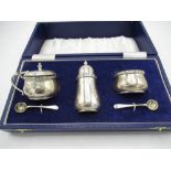 Hallmarked Sterling silver cased cruet set, Barrowclift Silvercraft, Sheffield 1979 gross 3.5ozt