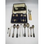 Hallmarked sterling silver set of six cased teaspoons and sugar nips Sheffield 1922, another cased