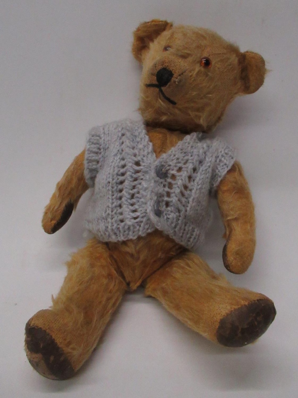 Collection of c1940s/50s British teddy bears including a c1950s Chiltern teddy bear in blonde mohair - Image 5 of 5