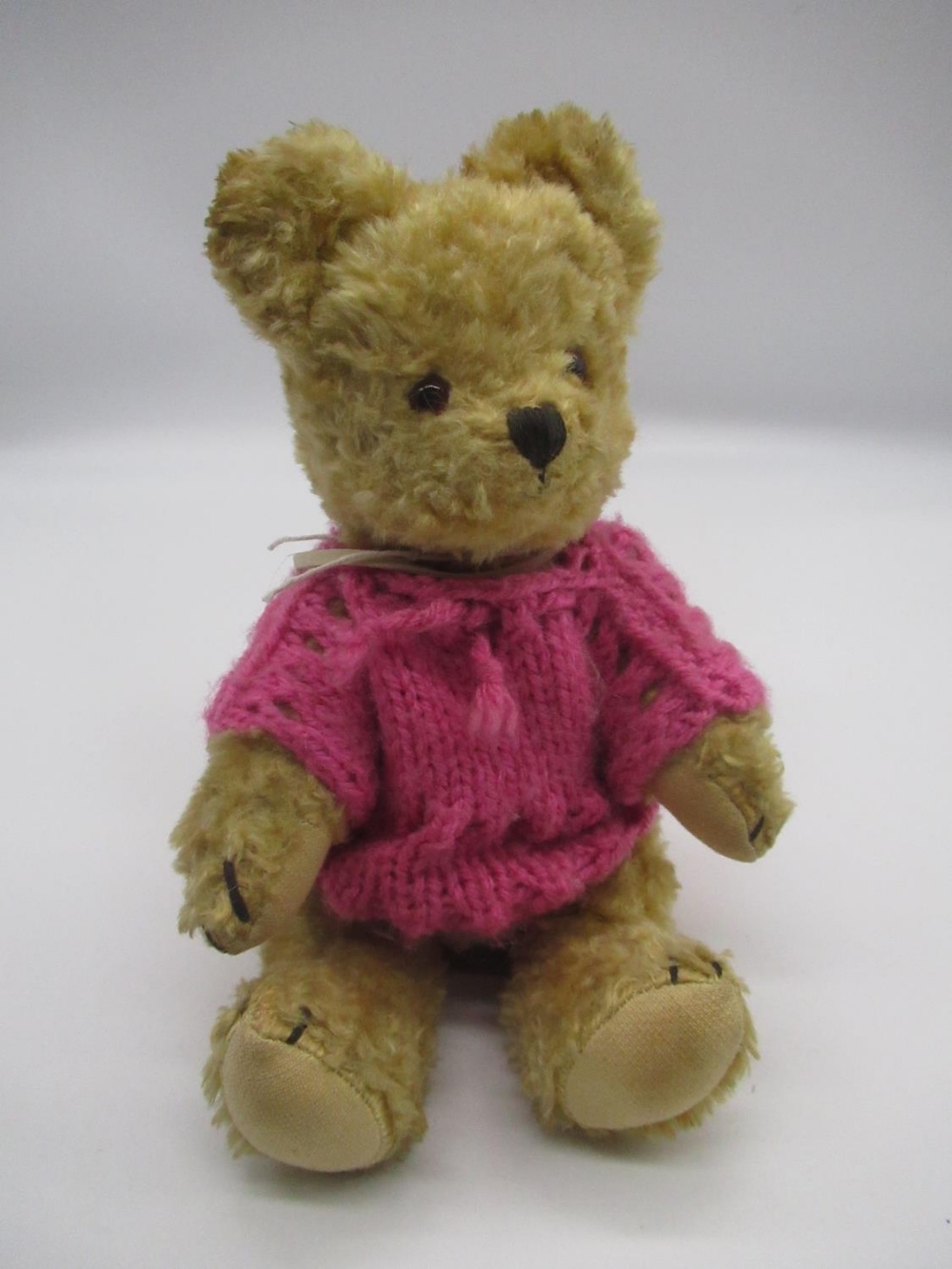 Pair of c. 1940/1950's small French bristle mohair teddy bears in pink and blue, with glass eyes and - Image 3 of 3