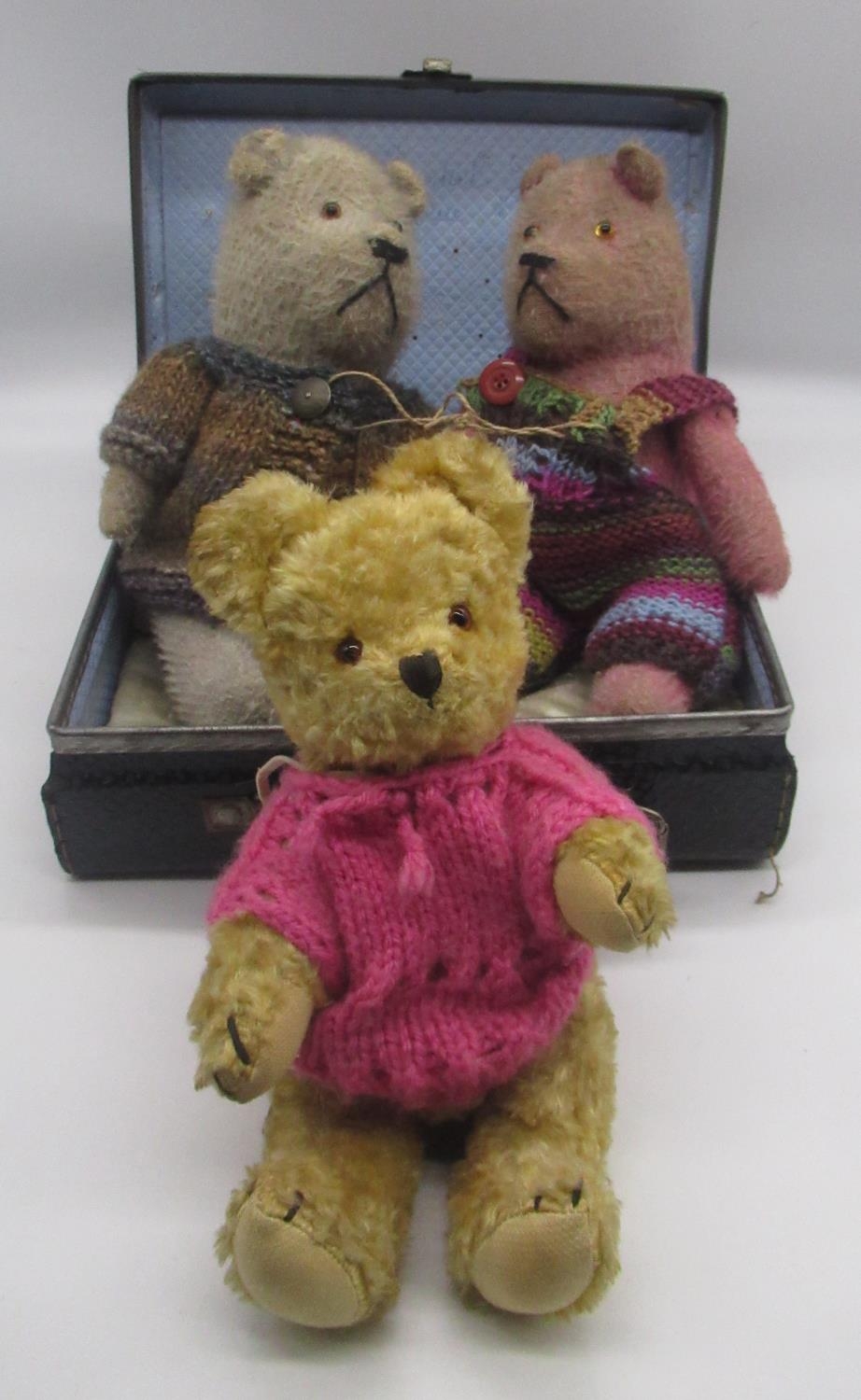 Pair of c. 1940/1950's small French bristle mohair teddy bears in pink and blue, with glass eyes and