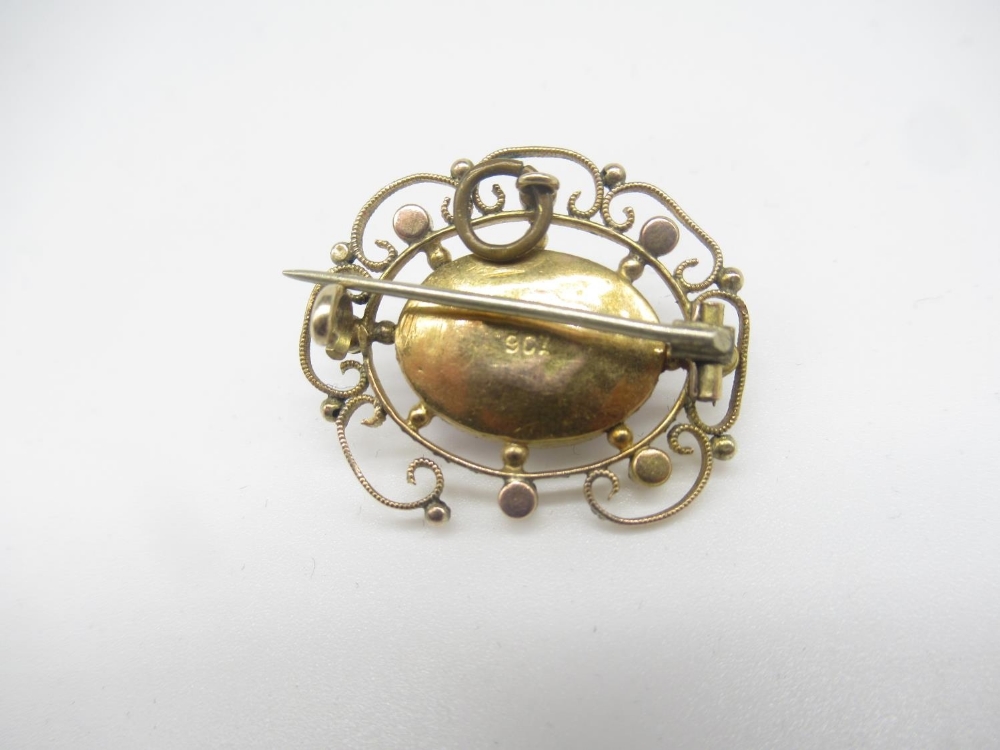 Victorian 9ct rose gold bar brooch with three garnets mounted in horseshoe pendant suspended on a - Image 3 of 5