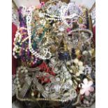 Costume jewellery including broaches, necklaces, bangles (qty)