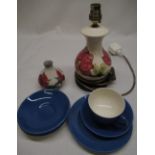 Magnolia Ivory table lamp (H25cm), Moorcroft vase, Moorcroft trio in blue glazed finish, 3 Moorcroft