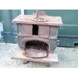 C19th 'Caledonian Queen' cast iron Queenie stove