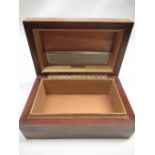 Dunhill rosewood humidor bearing makers label Dunhill, London and New York, W21cm D13.5cm H9cm