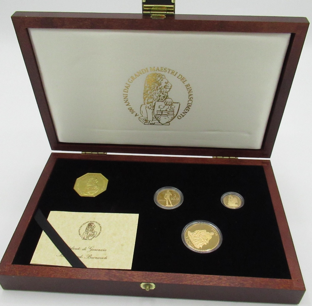 San Marino gold proof cased three coin Michelangelo set, five scudi, two scudi, one scudi with - Image 3 of 15