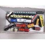 Assorted "N" gauge rolling stock including carriages and wagons, etc