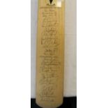 Duncan Fearnley cricket bat signed by Nottinghamshire CCC and Glamorgan CCC players