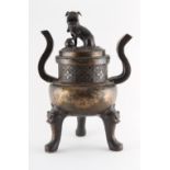 Property of a gentleman - a Chinese bronze tripod censer & cover, Ming Dynasty (1368-1644), the
