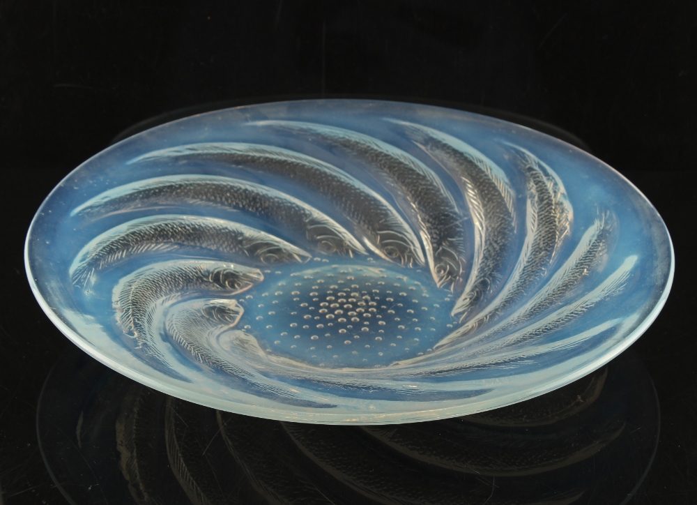 A Lalique 'Poisson' pattern opalescent glass shallow dish, etched pre-1945 mark 'R LALIQUE /