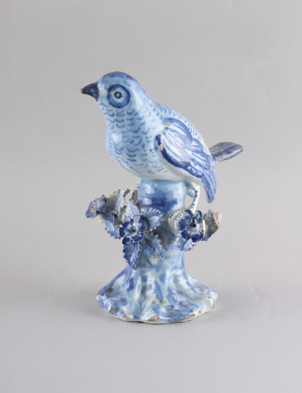 Property of a deceased estate - a late 18th century Dutch Delft blue & white model of a bird perched - Image 2 of 3