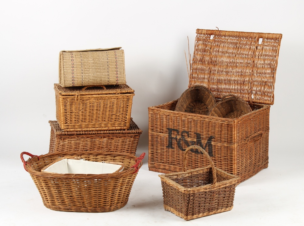 Property of a gentleman - a quantity of wicker baskets including a large Fortnum & Mason hamper.