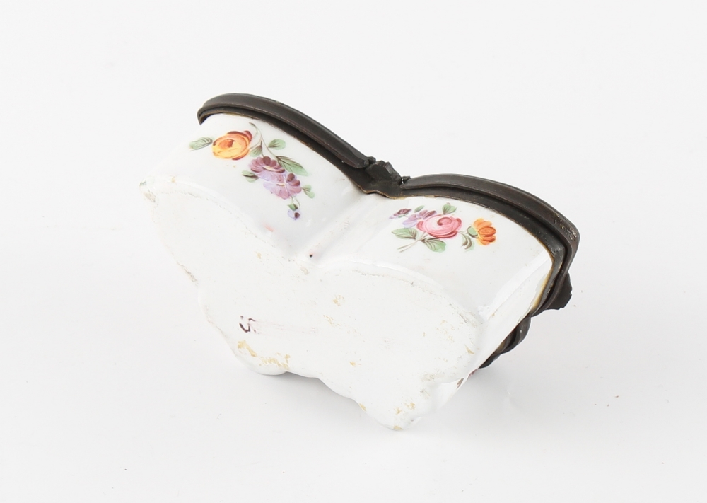 Property of a lady - a 19th century floral painted snuff box modelled as a butterfly with twin - Image 3 of 3