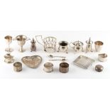 Property of a gentleman - a quantity of assorted small silver items including a three piece